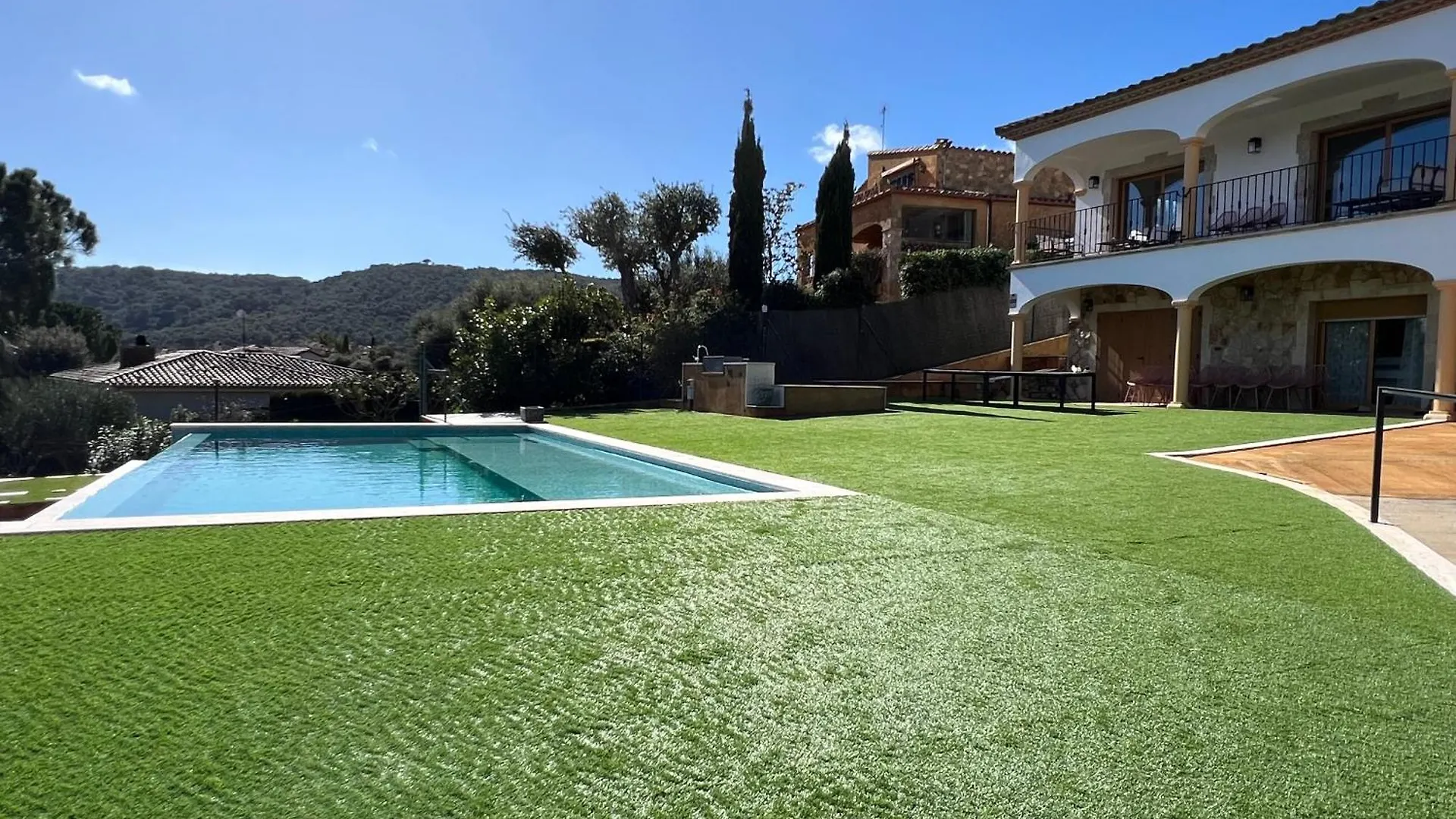 Casa Mas Cabanas Con Piscina Infinita Con Playa Calonge  Willa Calonge (Catalonia)